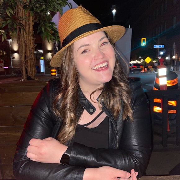 Hi Poshers! I’m Stephanie! - Picture 2 of 2